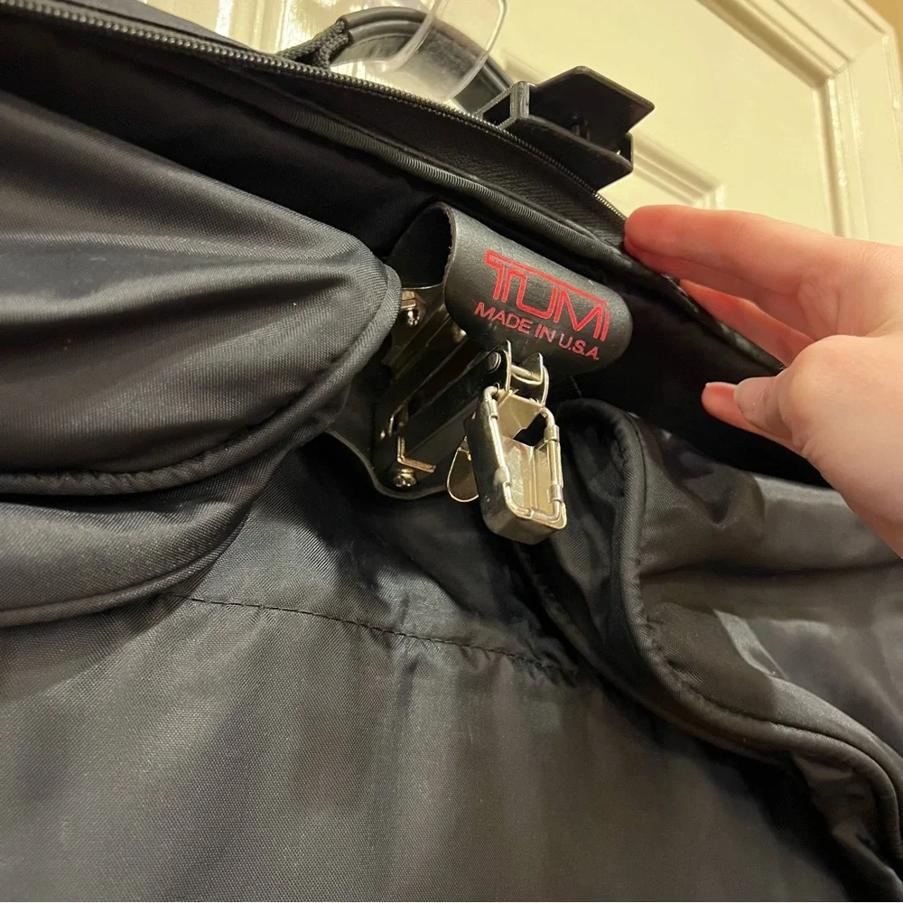 Vintage Tumi Foldable Garment Travel Bag Black Crossbody Strap